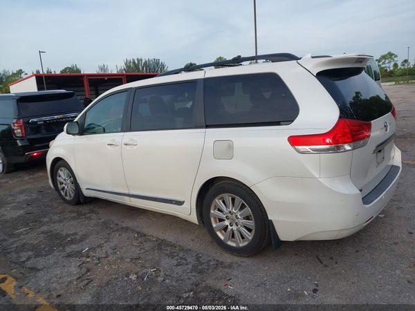 2014 TOYOTA SIENNA LIMITED V6 7 PASSENGER