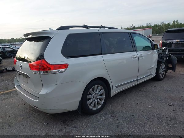 2014 TOYOTA SIENNA LIMITED V6 7 PASSENGER