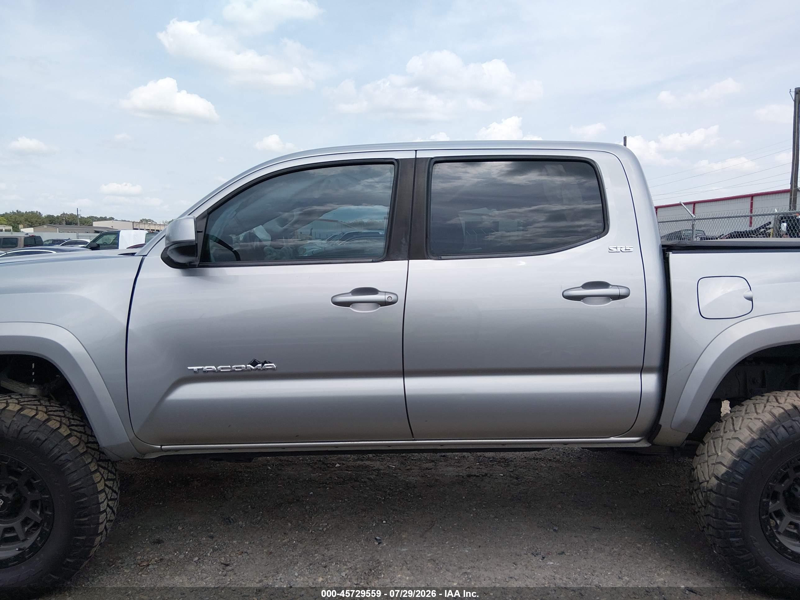 2019 TOYOTA TACOMA SR5 V6