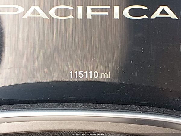 2020 CHRYSLER PACIFICA LIMITED