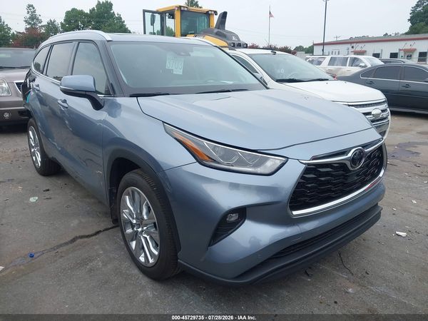 2023 TOYOTA HIGHLANDER LIMITED