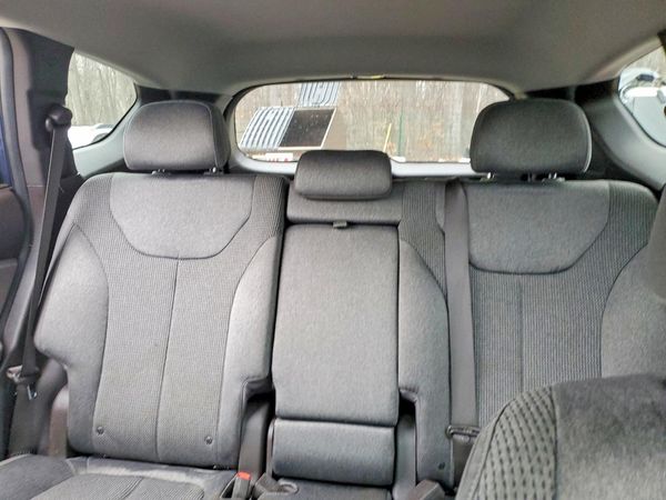 2019 HYUNDAI SANTA FE SE