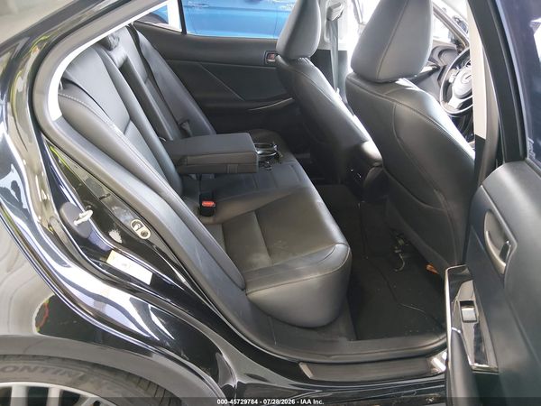 2017 LEXUS IS 200T