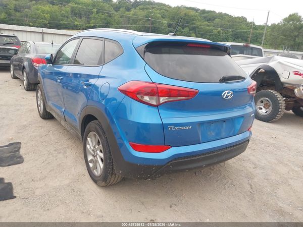 2016 HYUNDAI TUCSON SE