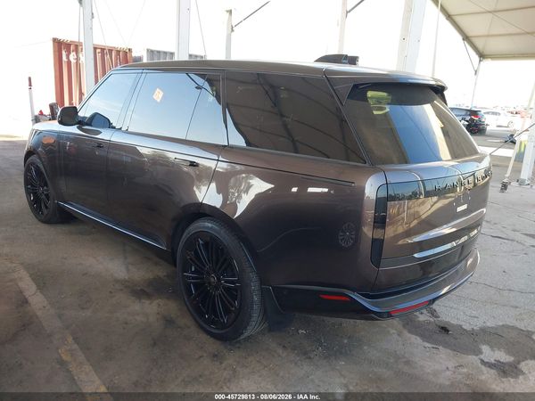 2025 LAND ROVER RANGE ROVER P530 SE 7 SEAT