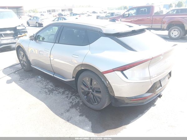 2022 KIA EV6 WIND