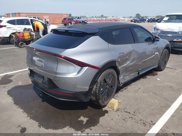 2022 KIA EV6 WIND