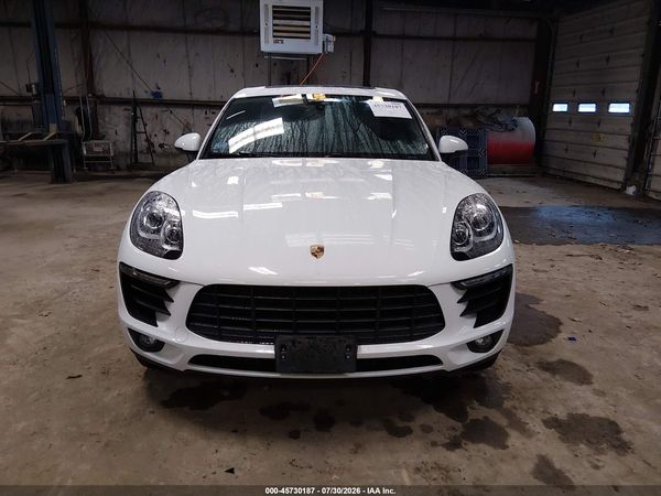 2018 PORSCHE MACAN