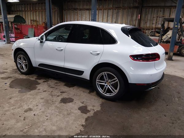 2018 PORSCHE MACAN