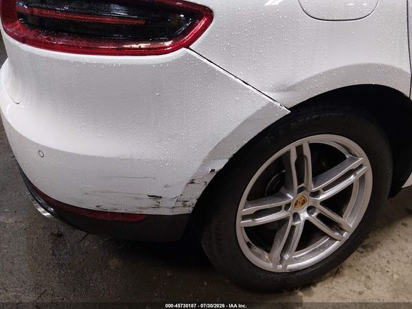 2018 PORSCHE MACAN