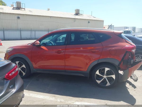 2016 HYUNDAI TUCSON SPORT