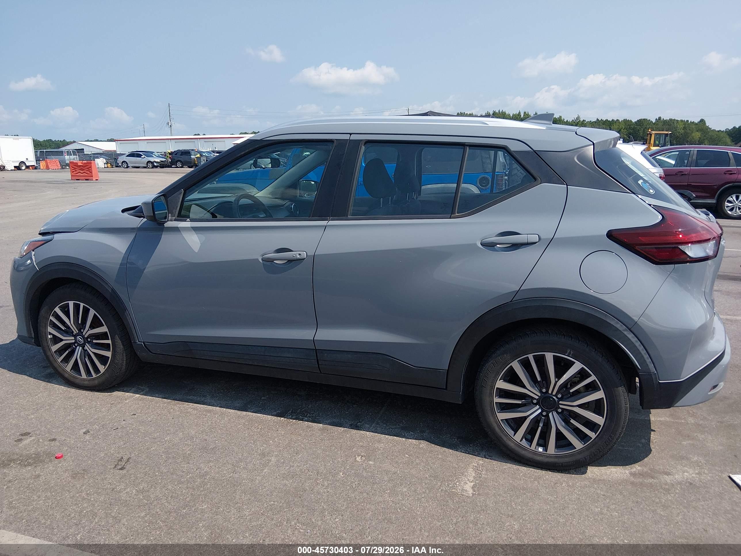2021 NISSAN KICKS SV XTRONIC CVT