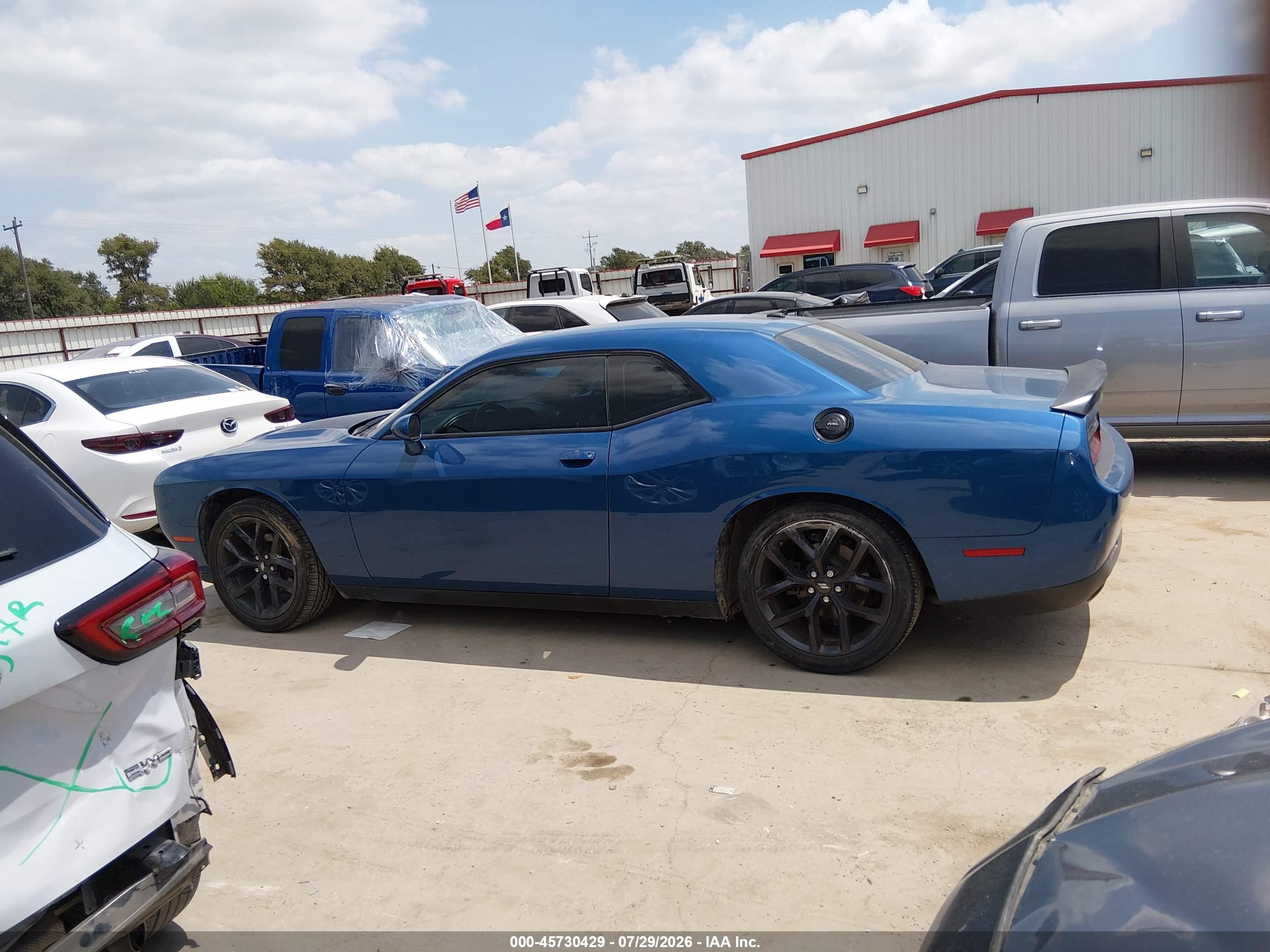 2020 DODGE CHALLENGER SXT