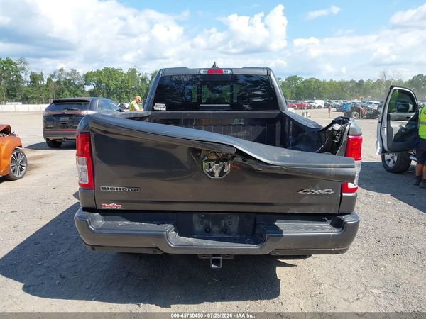 2024 RAM 1500 BIG HORN  4X4 6'4 BOX