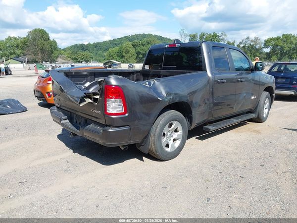 2024 RAM 1500 BIG HORN  4X4 6'4 BOX