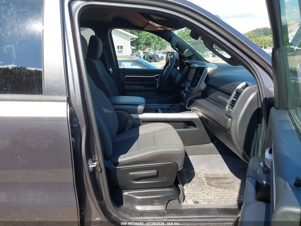 2024 RAM 1500 BIG HORN  4X4 6'4 BOX