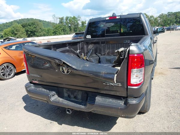 2024 RAM 1500 BIG HORN  4X4 6'4 BOX