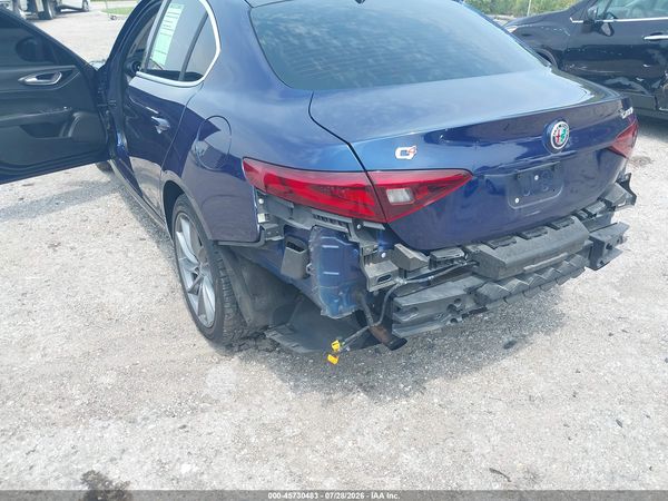 2017 ALFA ROMEO GIULIA AWD