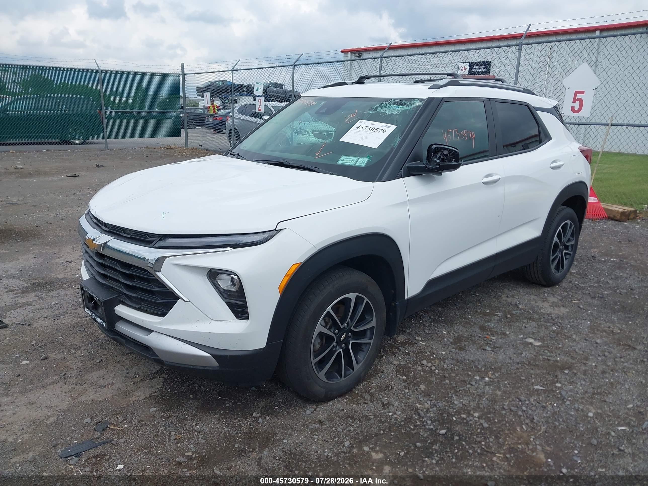 2024 CHEVROLET TRAILBLAZER AWD LT — I2
