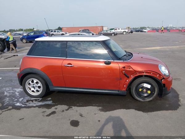 2013 MINI HARDTOP COOPER