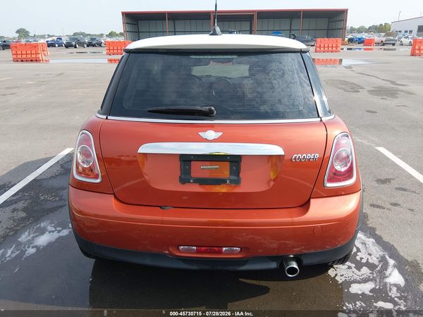2013 MINI HARDTOP COOPER