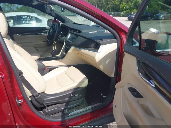 2017 CADILLAC XT5 STANDARD