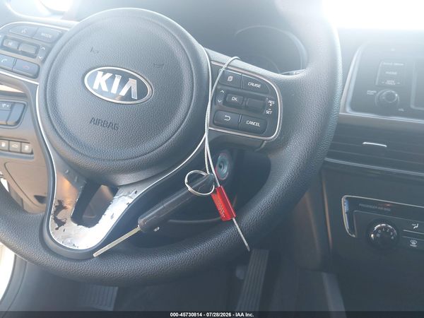 2017 KIA OPTIMA LX