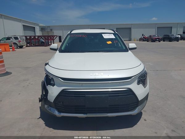 2023 KIA NIRO LX