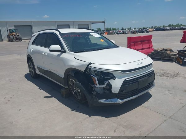 2023 KIA NIRO LX