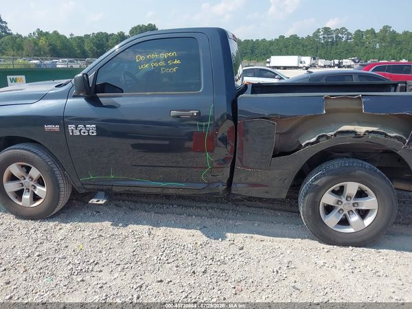 2017 RAM 1500 EXPRESS  4X2 6'4 BOX