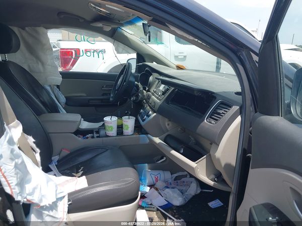 2016 KIA SEDONA LX