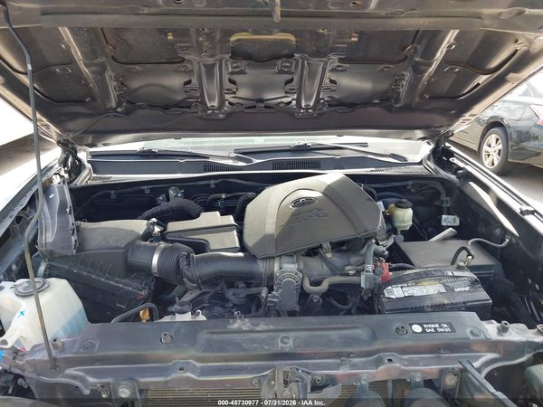 2018 TOYOTA TACOMA SR5 V6