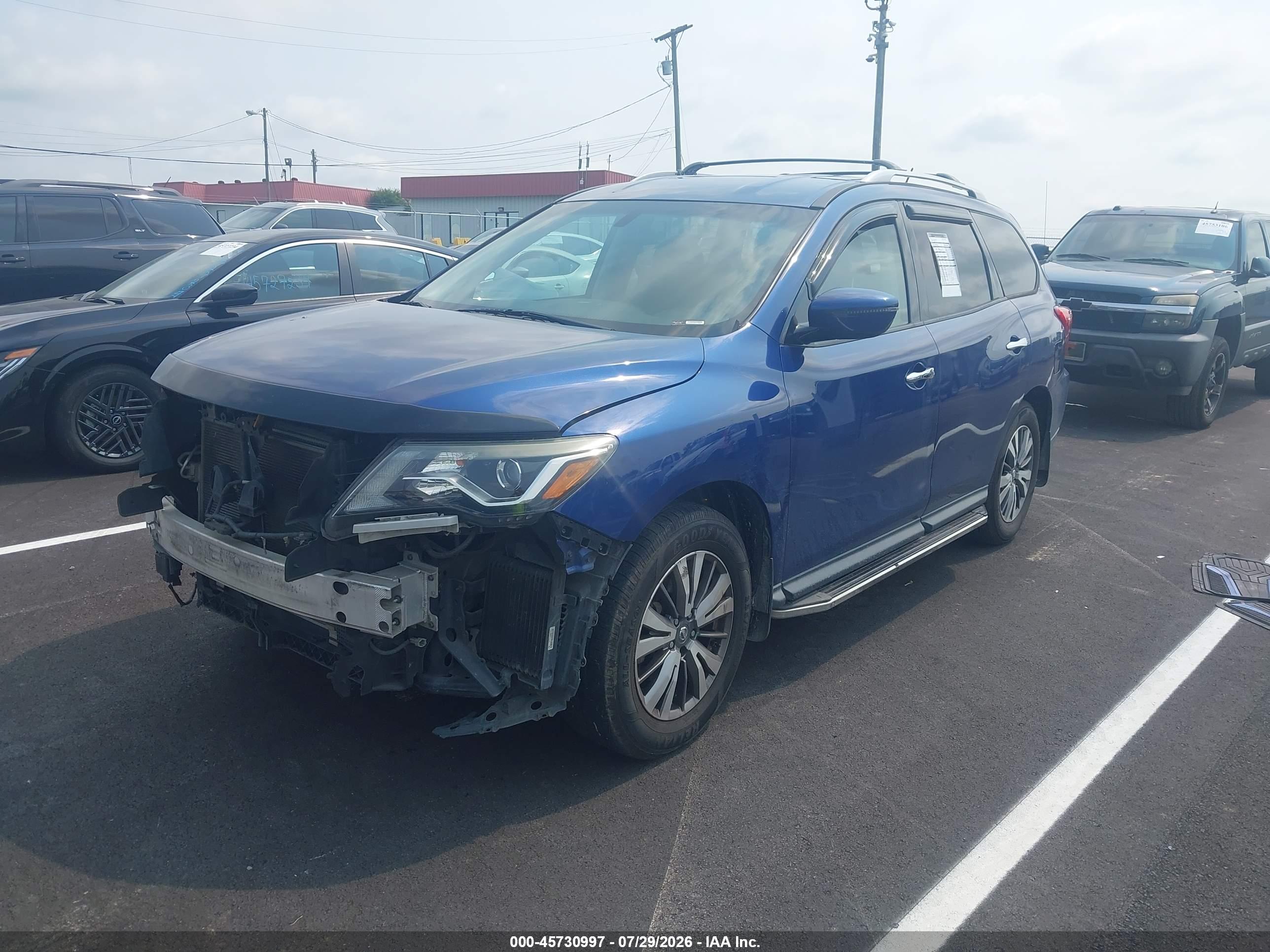 2018 NISSAN PATHFINDER S — I2