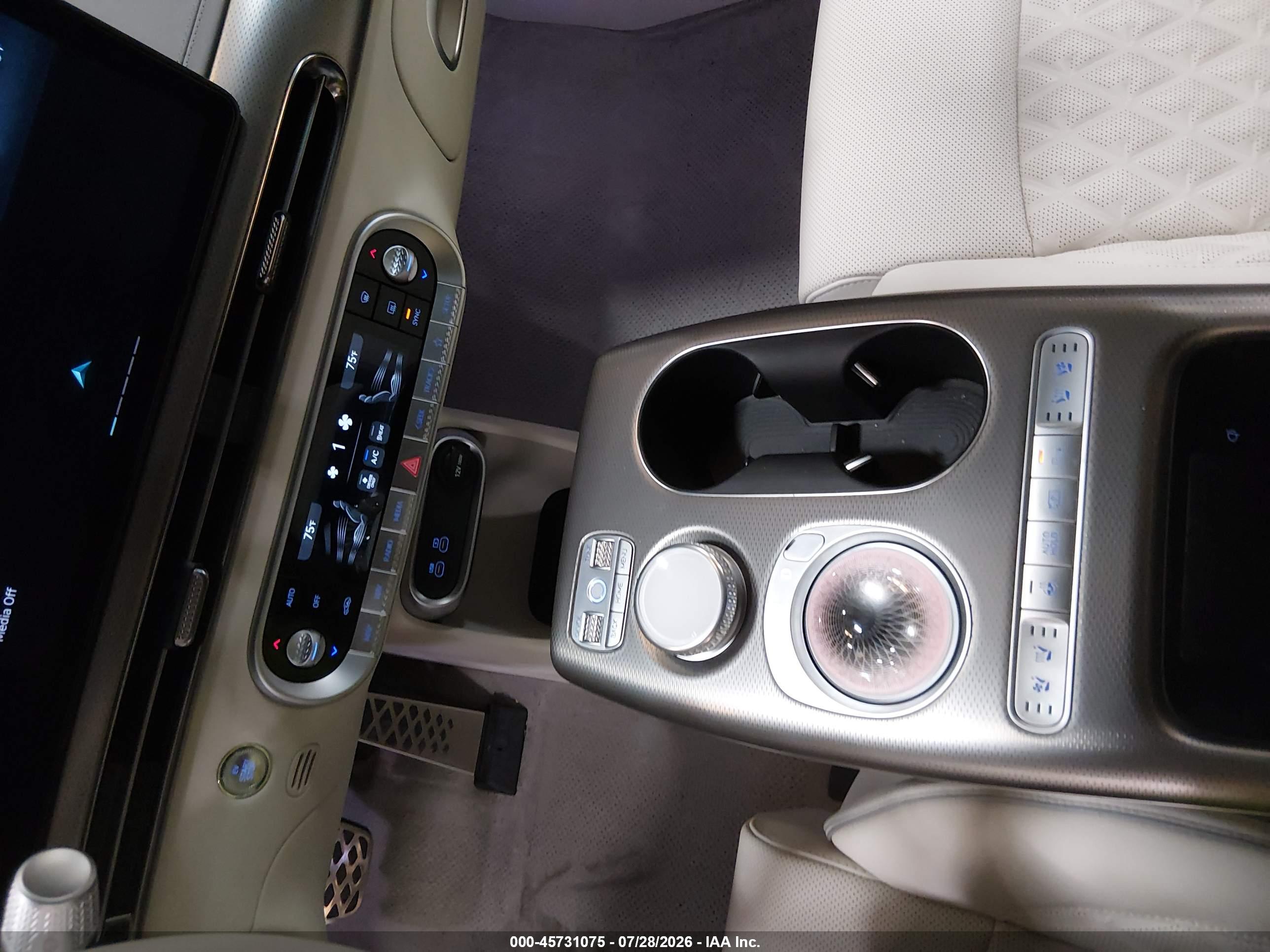 2024 GENESIS GV60 PERFORMANCE AWD