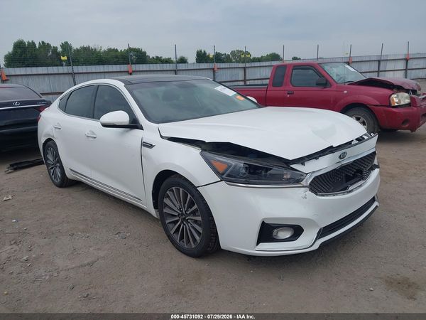 2018 KIA CADENZA PREMIUM