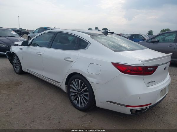 2018 KIA CADENZA PREMIUM