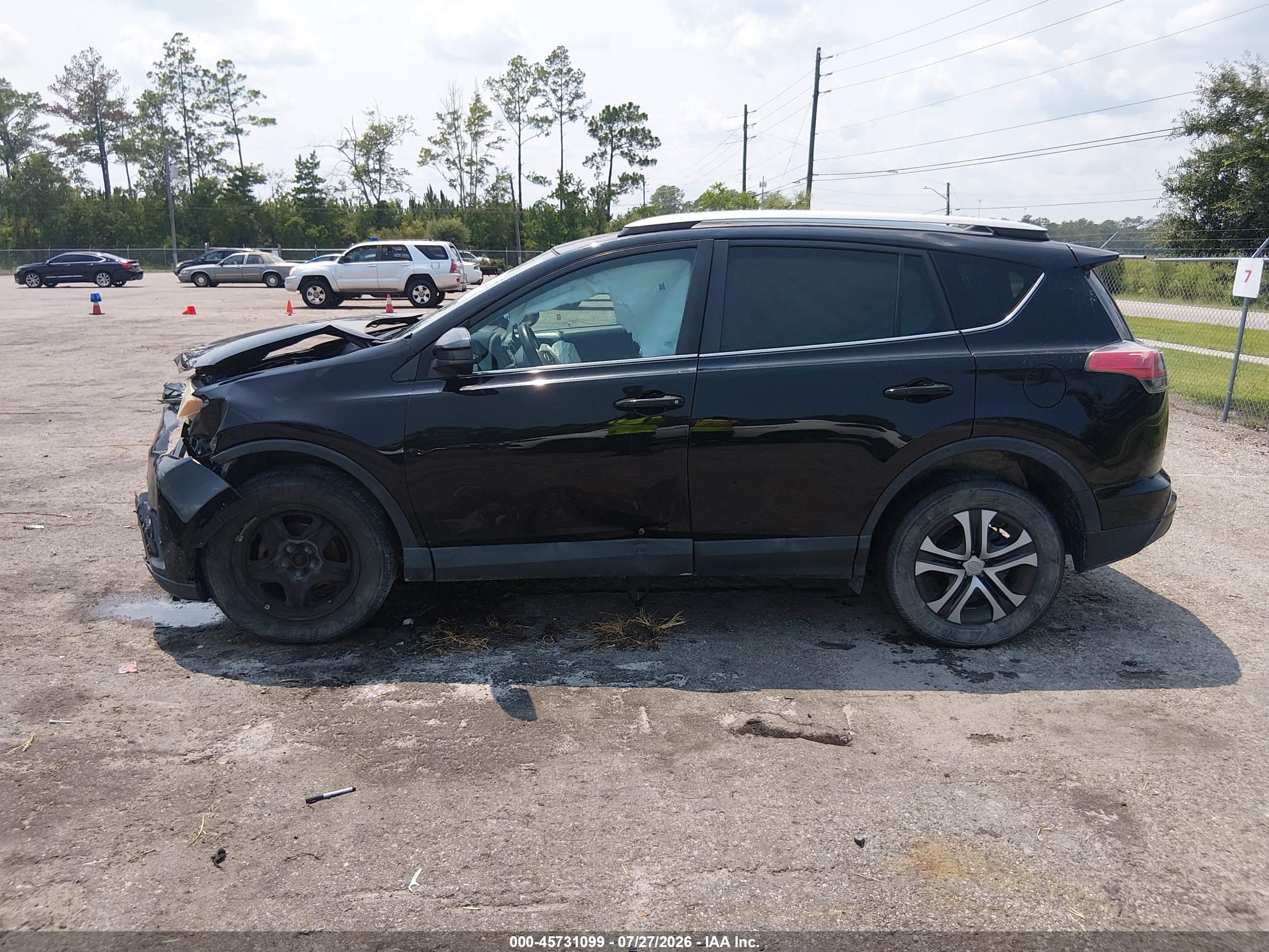 2016 TOYOTA RAV4 LE