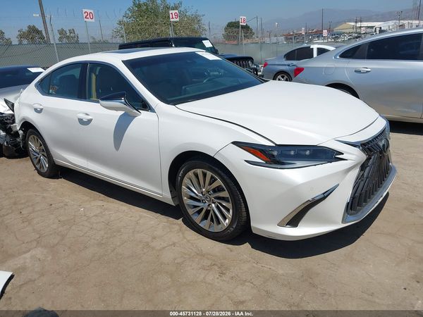 2023 LEXUS ES 300H ULTRA LUXURY