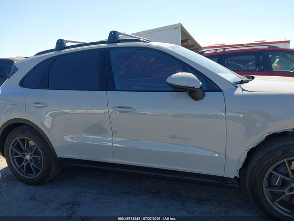 2026 PORSCHE CAYENNE