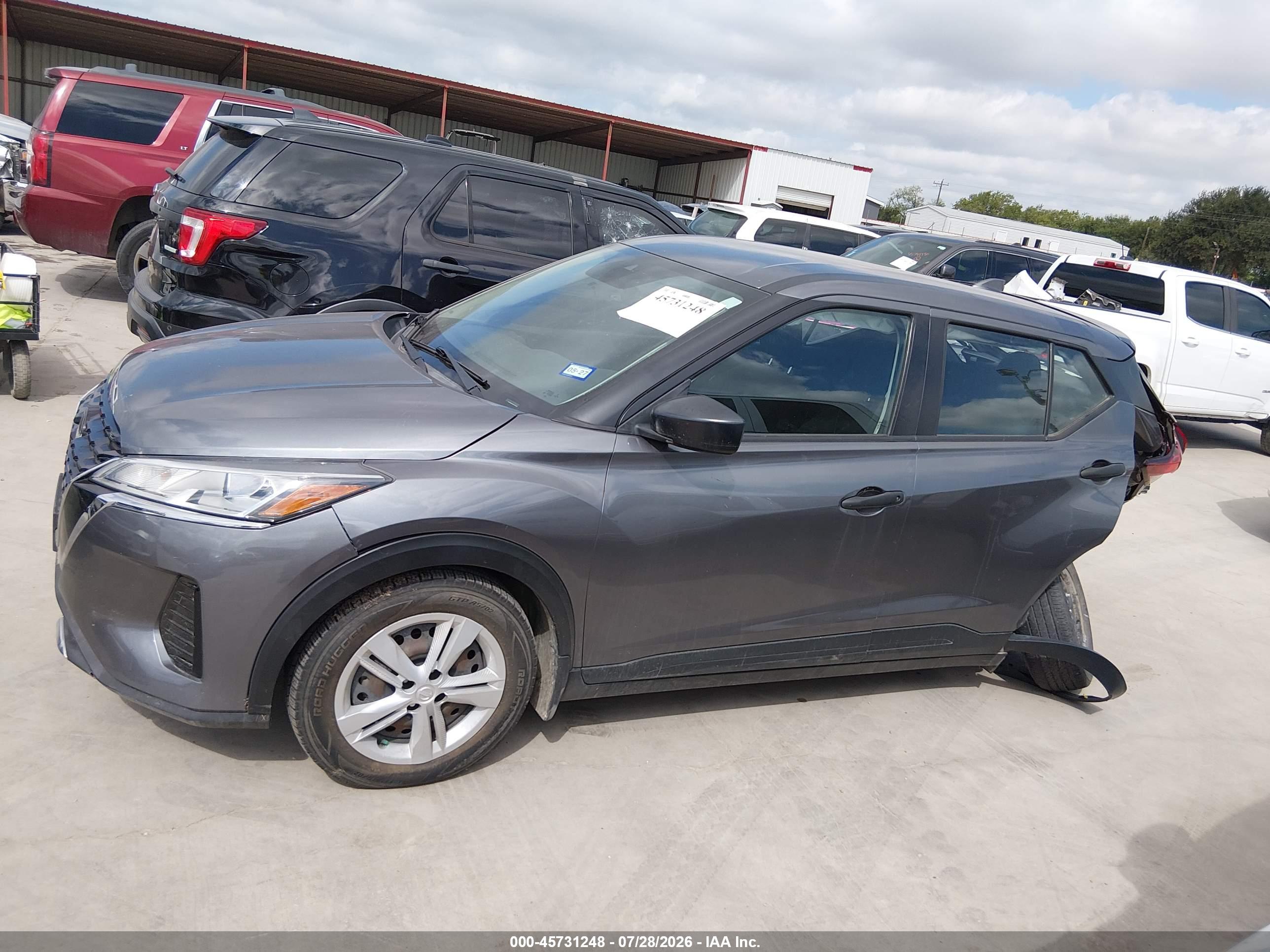 2022 NISSAN KICKS S XTRONIC CVT