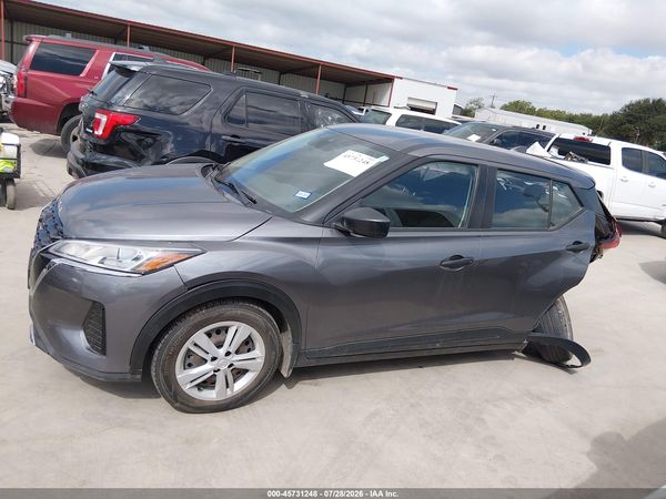 2022 NISSAN KICKS