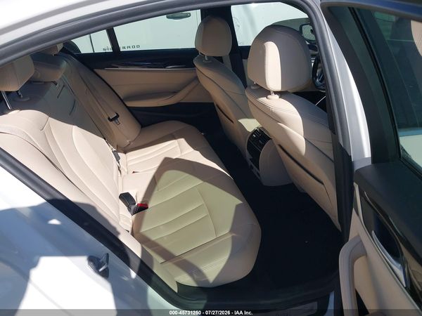 2020 BMW 530I