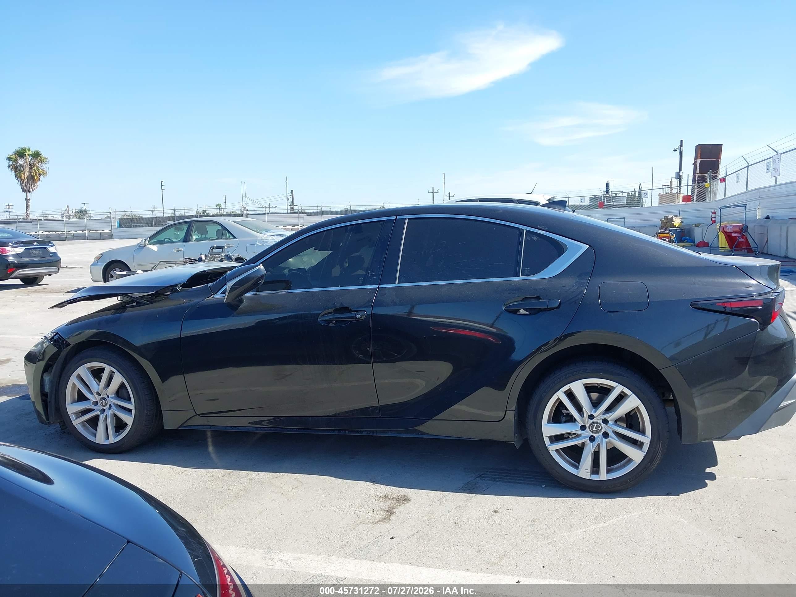 2021 LEXUS IS 300 300 Comfort