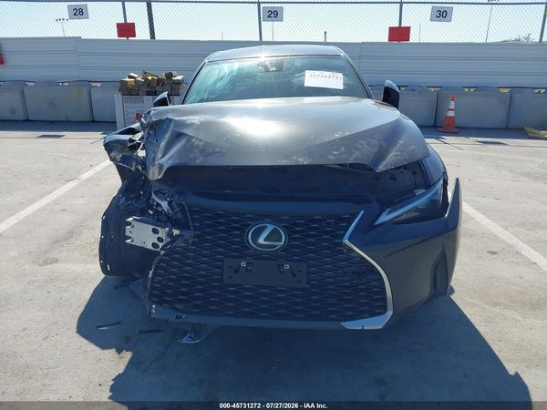 2021 LEXUS IS 300 300 Comfort