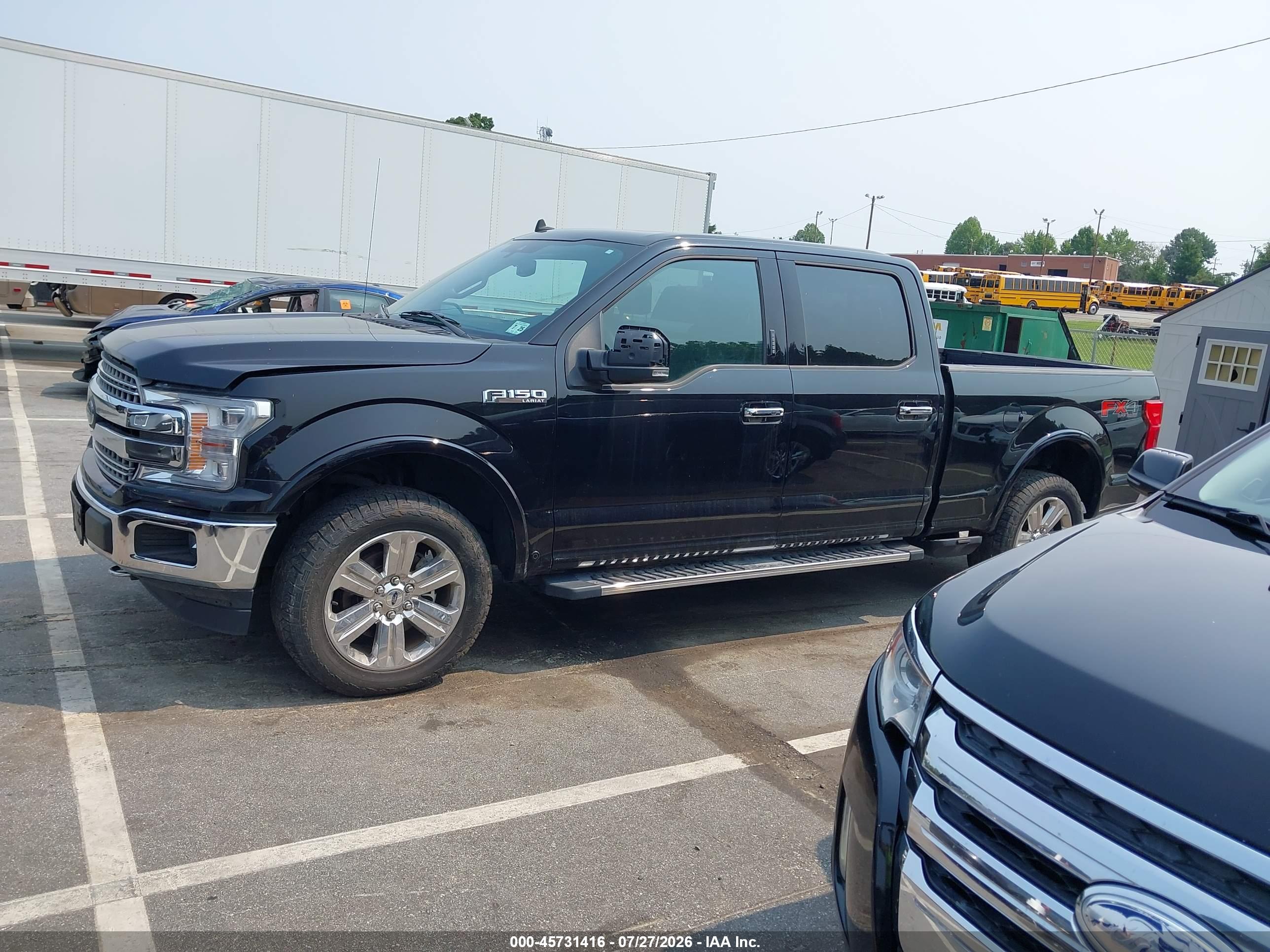 2020 FORD F-150 LARIAT