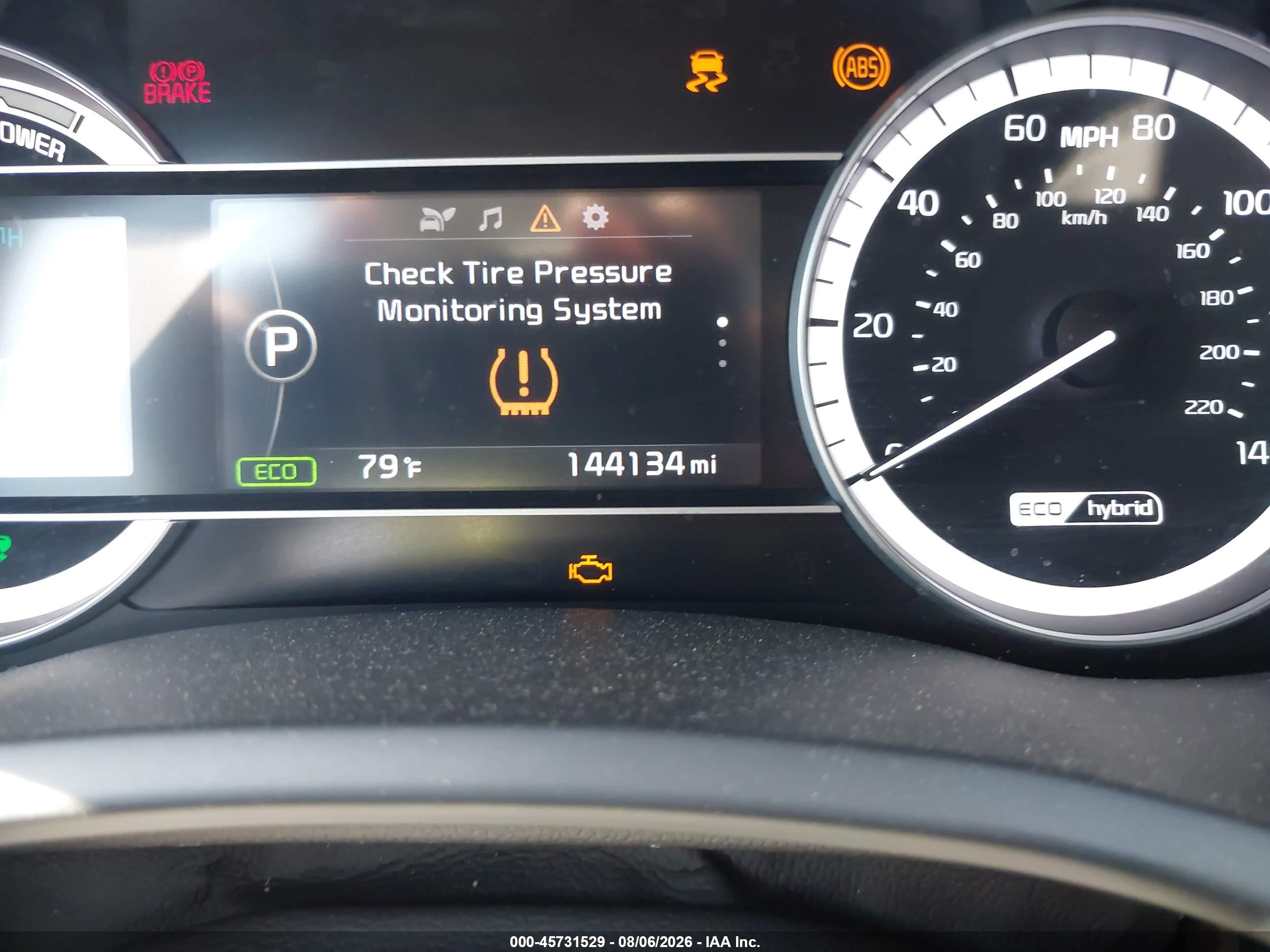 2018 KIA NIRO LX