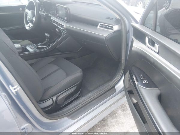 2022 KIA K5 LXS