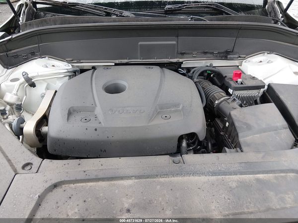 2022 VOLVO XC90 T6 MOMENTUM 7 PASSENGER