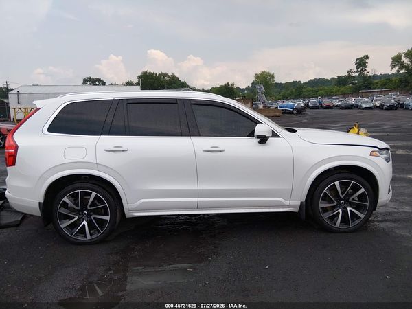 2022 VOLVO XC90 T6 MOMENTUM 7 PASSENGER