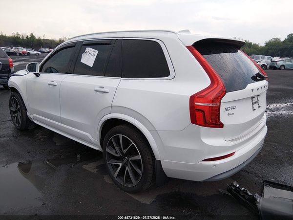2022 VOLVO XC90 T6 MOMENTUM 7 PASSENGER